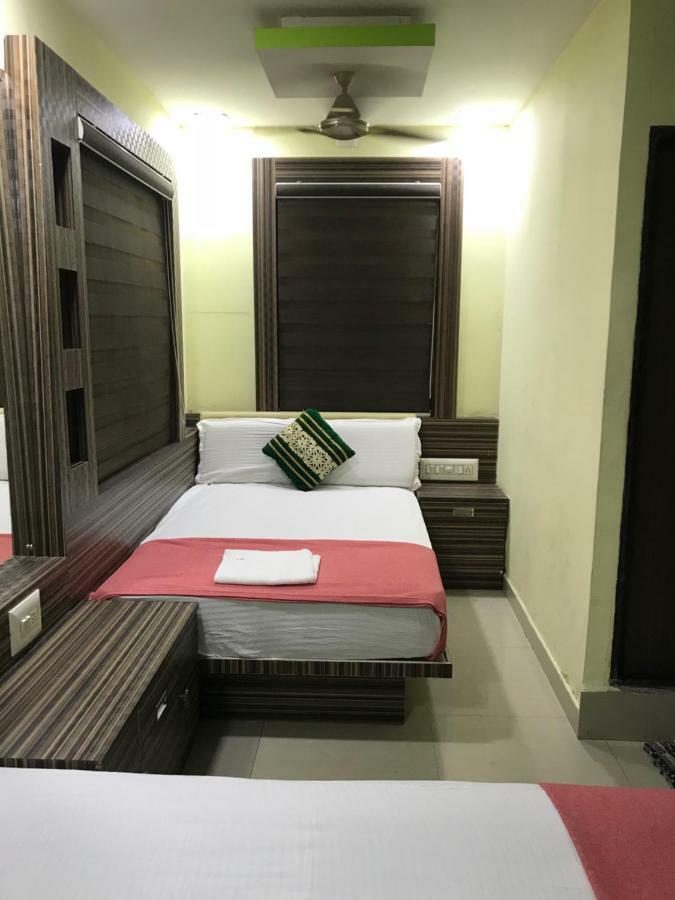 Highland Inn Hotel Mangalore Bagian luar foto